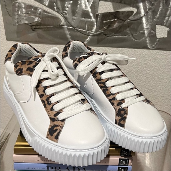 NWOT Voile Blanche Lipari Sneakers- Leather- White w/ Leopard Print - Picture 12 of 16